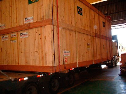 Caixote de madeira para transporte